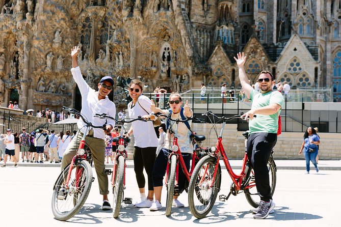 Gaudi Bike Tour With Skip-The-Line Sagrada Familia Ticket - Tour Reviews and Ratings