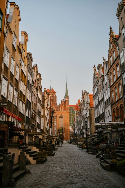 Gdansk: Private Old Town Tour - Guide and Group Details