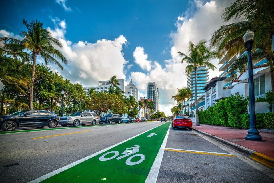 Gems of Miami Downtown Walking Tour - Tranquil Oasis in Bayfront