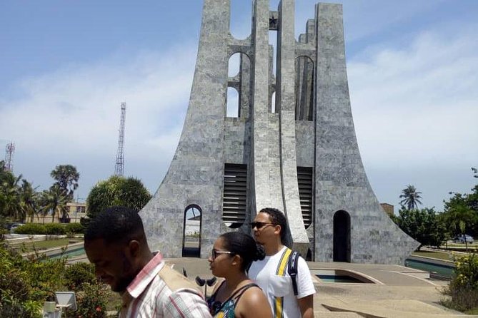 Ghana City 2-day Tour - James Town Lighthouse and Ussher Fort