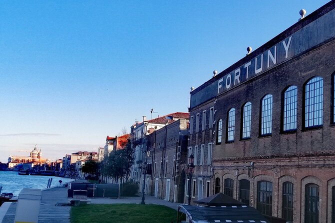 Giudecca Island Discovery Tour - Witnessing Abandoned Spaces Transformed