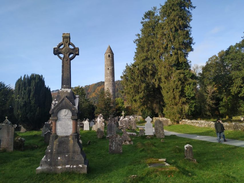 Glendalough History & Live Music Tour - Weather Advisory and Accessibility