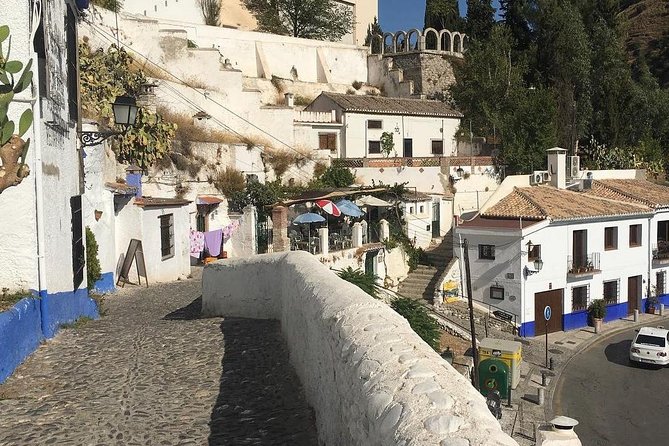 Granada Walking Tour: Albaicin and Sacromonte Quarters - Important Additional Information