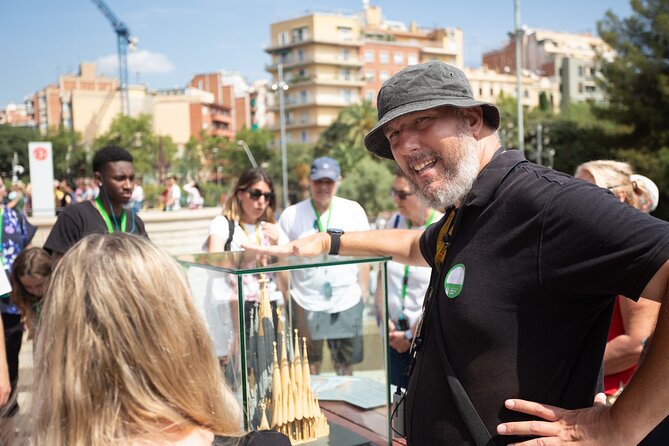 Guided Tour Sagrada Familia and Park Guell - Discovering Park Guell