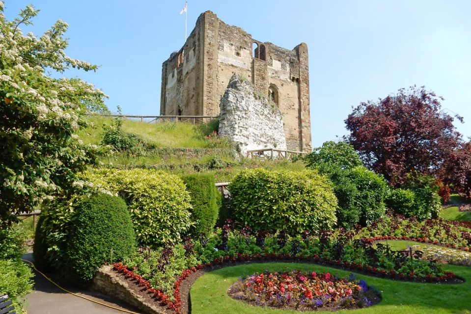 Guildford: Quirky Self-Guided Heritage Walks - Discovering Guildfords History