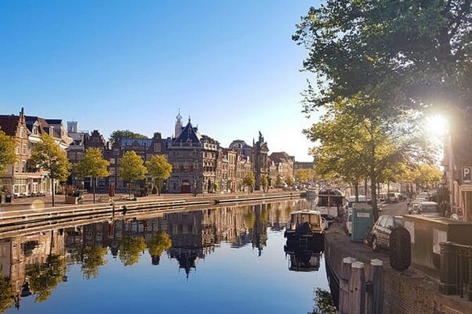 Haarlem: Canal Cruise Spaarne Mill to Mill - Meeting Point and Ticket Redemption