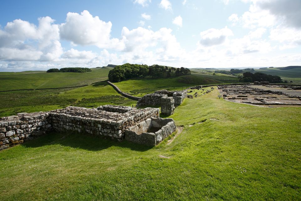 Hadrians Wall: Housesteads Roman Fort Entry Ticket - Exploring the Northumberland National Park