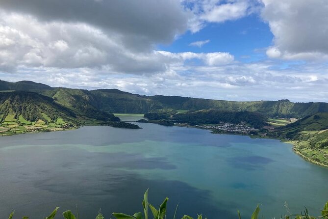 Half-Day 4x4 Tour to Lagoa Das Sete Cidades - Visiting the Lagoa Das Sete Cidades