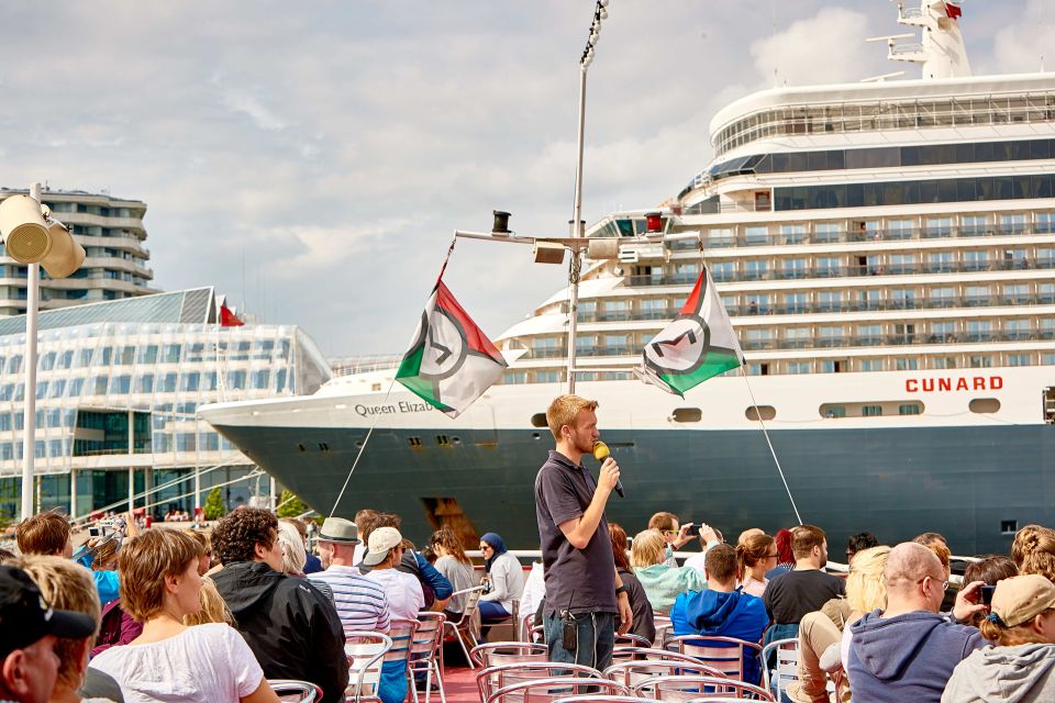 Hamburg: 1-Hour Harbor Cruise - Visiting the Fish Market