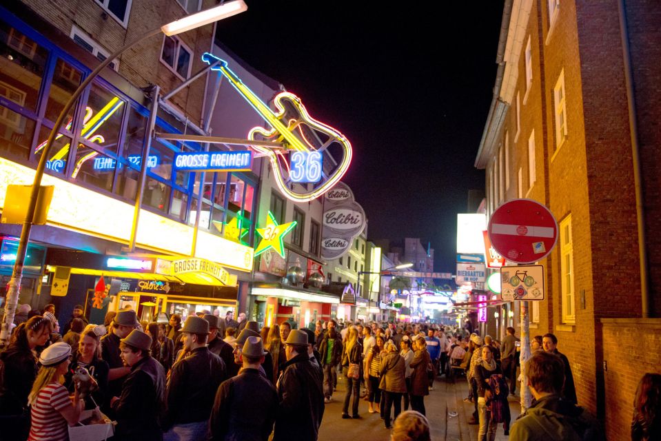 Hamburg: Private Tour Red Light District Walking Tour - Visit to Herbertstrasse