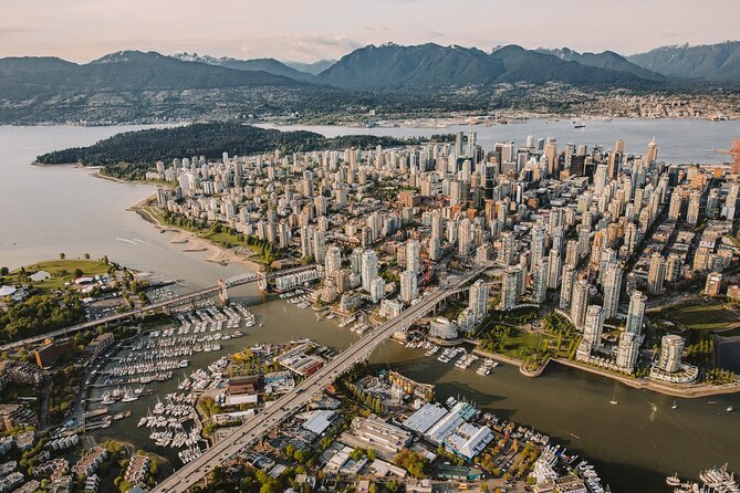 Helicopter Tour of Vancouver City (Depart YPK) - Highlights of Vancouver City