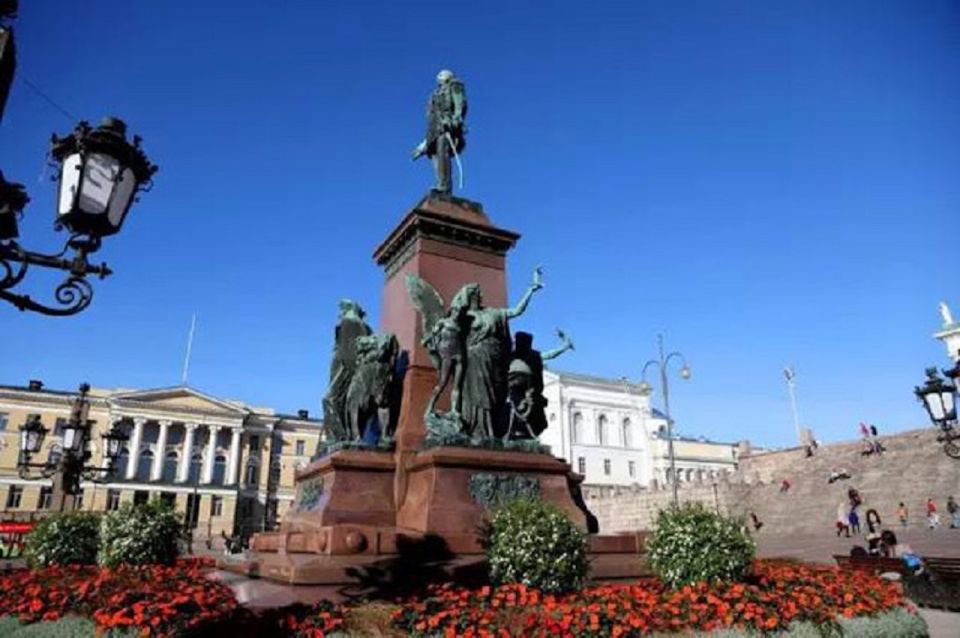 Helsinki Stopover Tour With Round-Trip Airport Transfers - Cancellation Policy