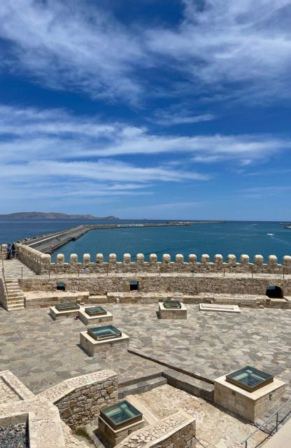 Herakleion City Center Walking Tour - Exploring Herakleions History