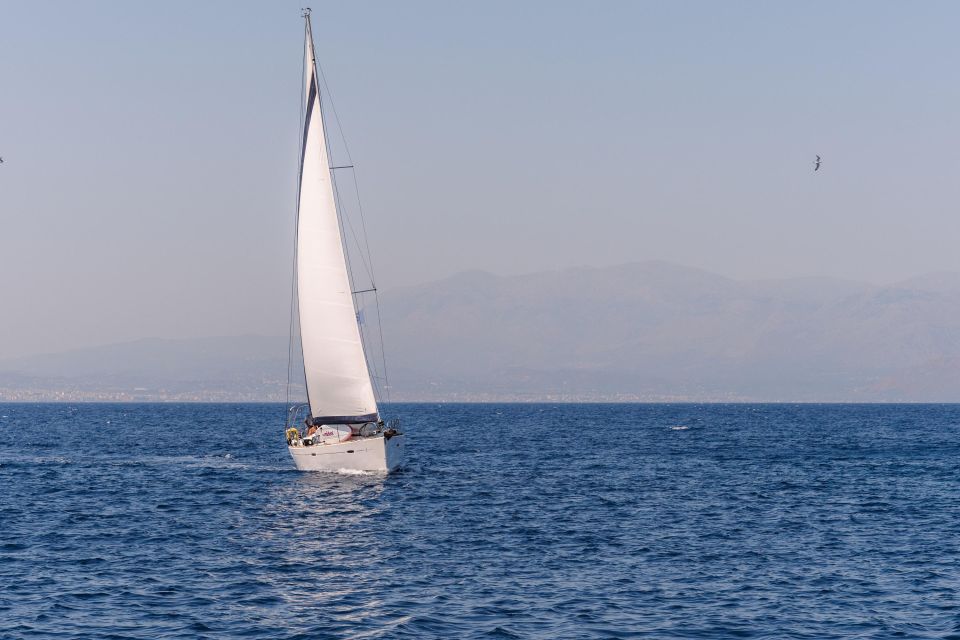 Heraklion: Private Boat Cruise With Swimming, Meal & Drinks - Meal and Drinks