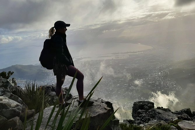 Hike Table Mountain via India Venster Morning Tour - Registered Adventure Hiking Guide