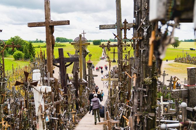 Hill of Crosses & Rundale Palace Tour - Tour Highlights