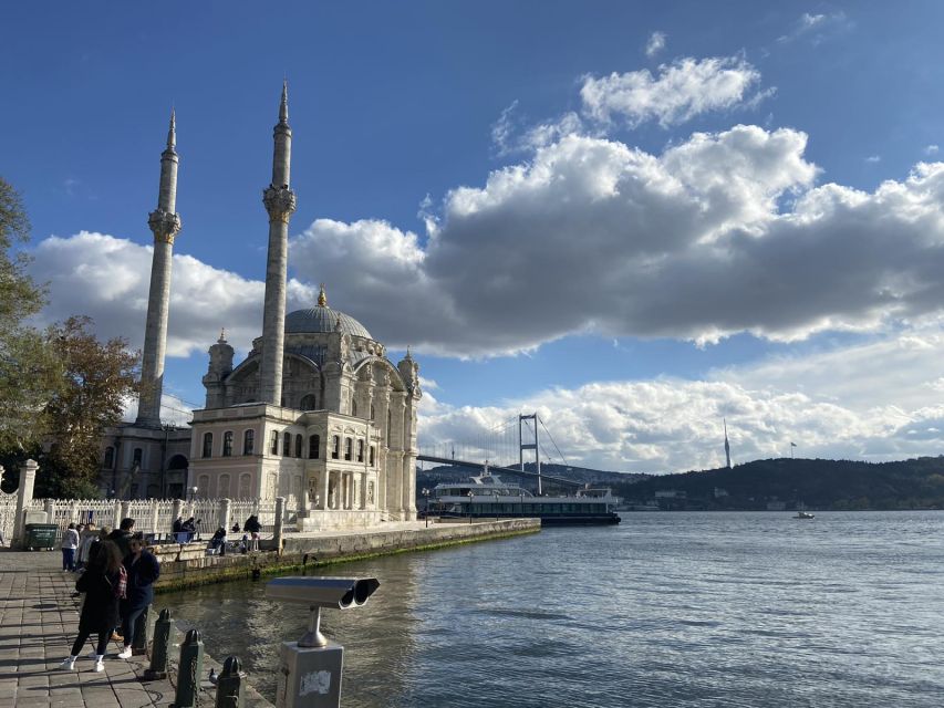 Istanbul: Old Town Highlights Tour & Bosphorus Cruise - Cruising the Bosphorus