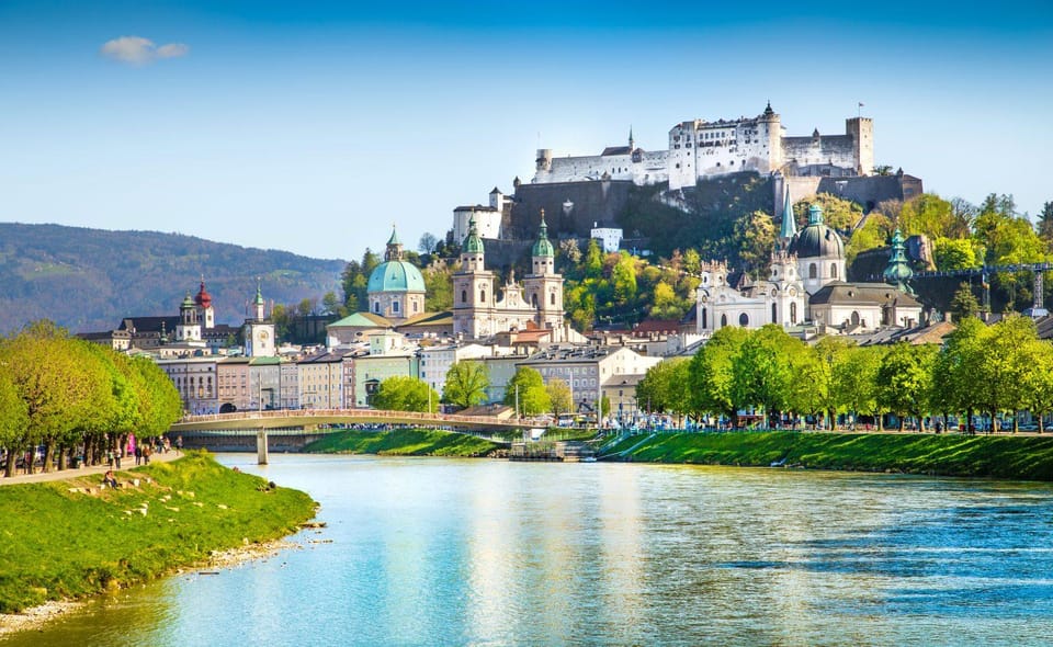 Joyful Salzburg – Private Walking Tour for Couples - Getreidegasse