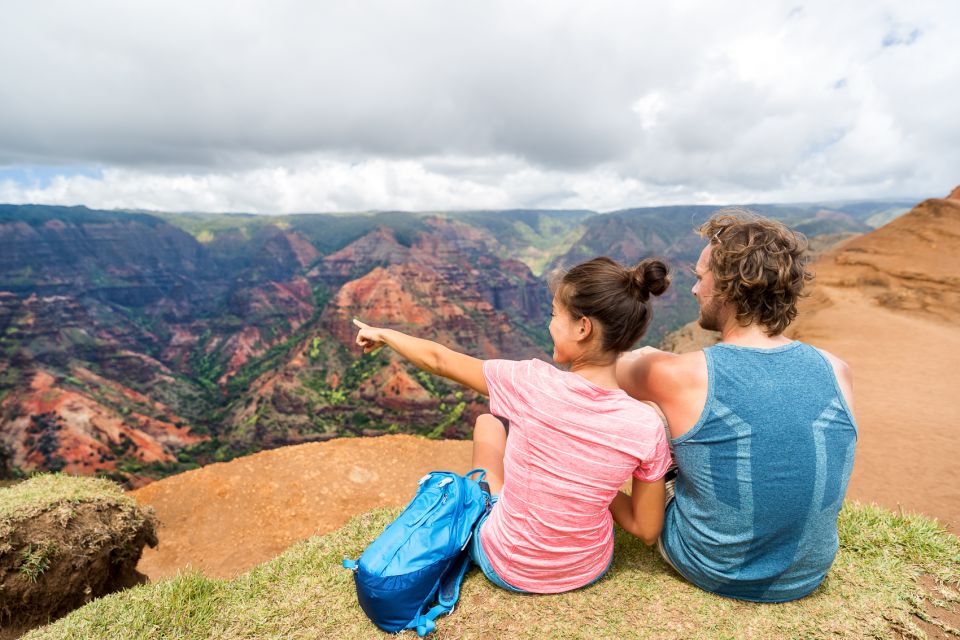 Kauai: Full-Day Waimea Canyon & Wailua River Tour - Coco Palms Visit