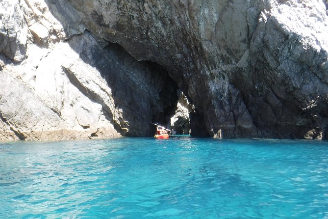 Kayak Tour From Sesimbra to Ribeira Do Cavalo Beach, Passing Through the Caves - Exploring Ribeira Do Cavalo Beach