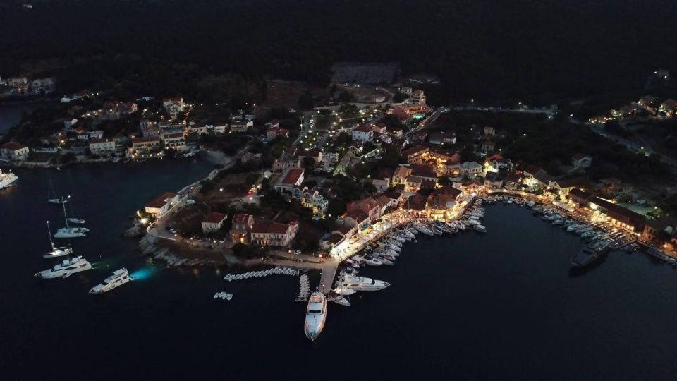 Kefalonia: Sunset Tour and Fiskardo by Night - Assos Village