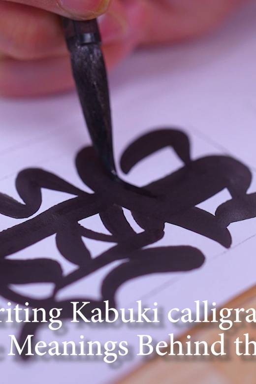 Kyoto:Kabuki Calligraphy"Kanteiryu" - Learning Experience