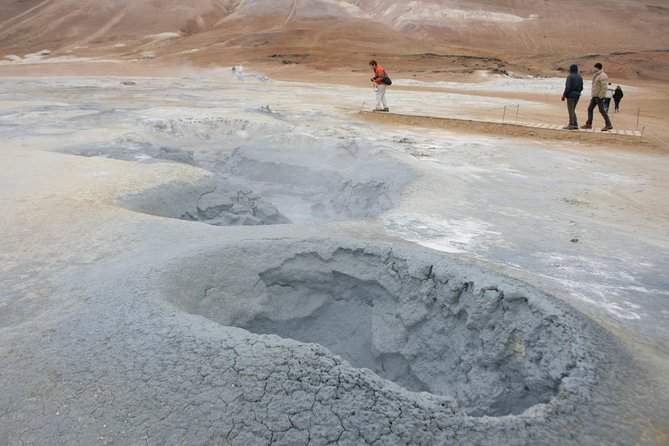 Lake Mývatn and Powerful Dettifoss Day Tour From Akureyri - Logistics and Practical Information