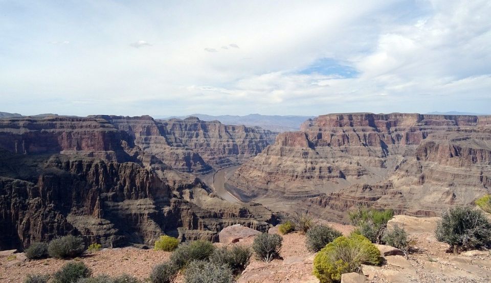 Las Vegas: Grand Canyon West Bus Tour With Guided Walk - Pickup Locations