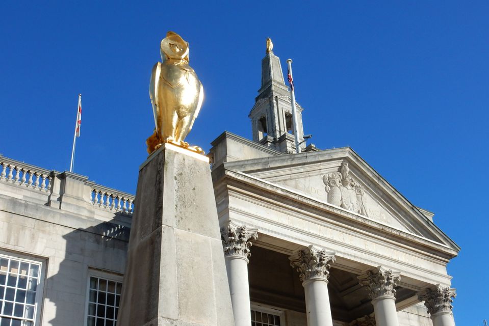 Leeds: Quirky Self-Guided Smartphone Heritage Walks - Ornate and Fabulous Arcades