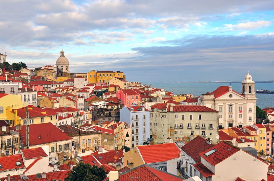 Lisbon 3-Hour Sightseeing Tour by Tuk Tuk - Panoramic Viewpoints of the City