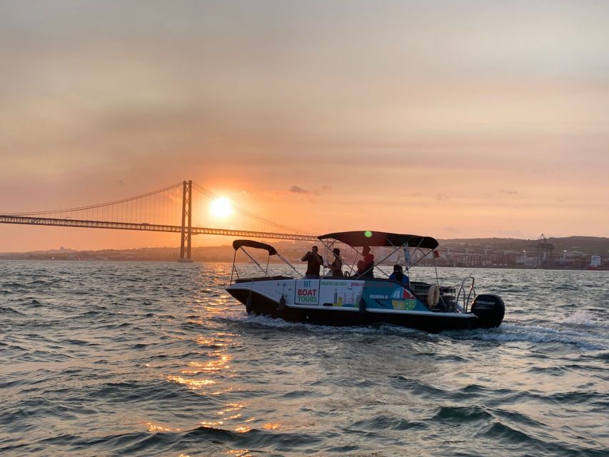 Lisbon: City Boat Cruise Daytime/Sunset/Night With Champagne - Cruise Options