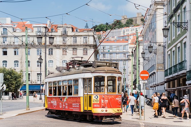 Lisbon: Hop-On Hop-Off Tour Bus With Three Routes Including Tram - Route Durations