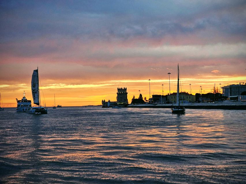 Lisbon: Relaxing Private Sunset Cruise 2-hour - What to Expect