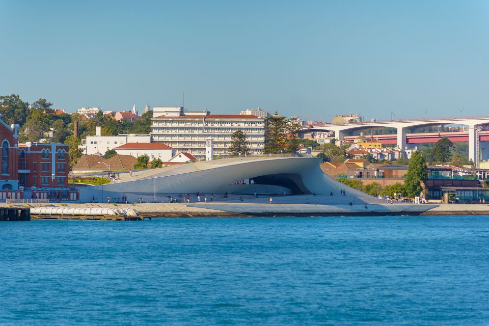 Lisbon: Tagus River Cruise With Brunch - Cruise Route and Duration