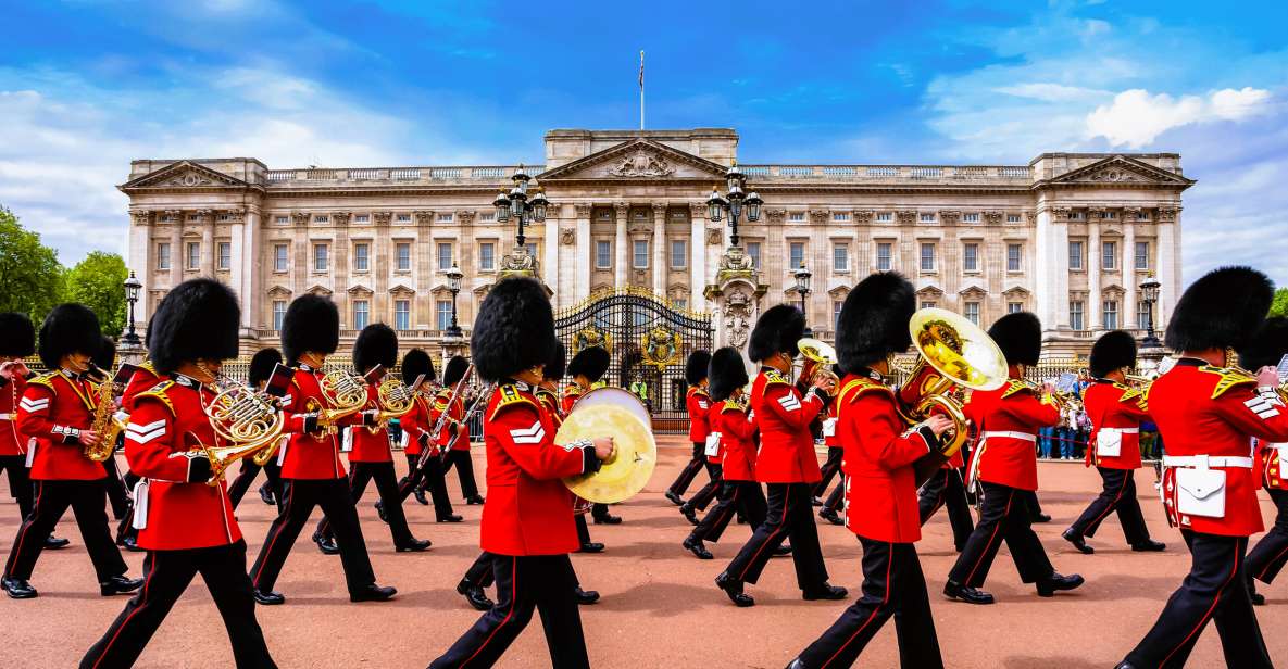 London: Buckingham Palace Entry & Changing of the Guard Tour - Mobility and Accessibility