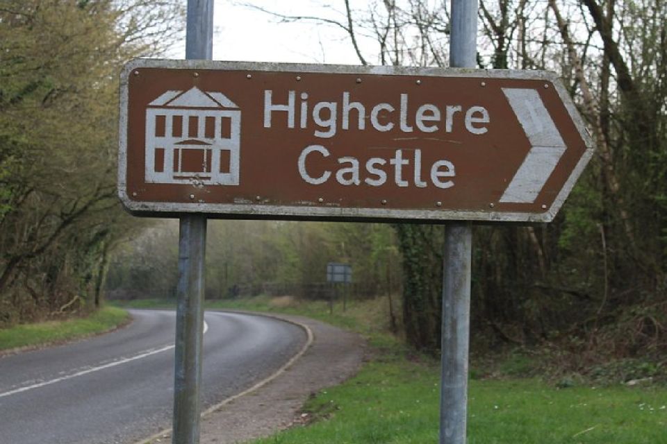 London: Private Round Trip Transfer To Highclere Castle - Frequently Asked Questions