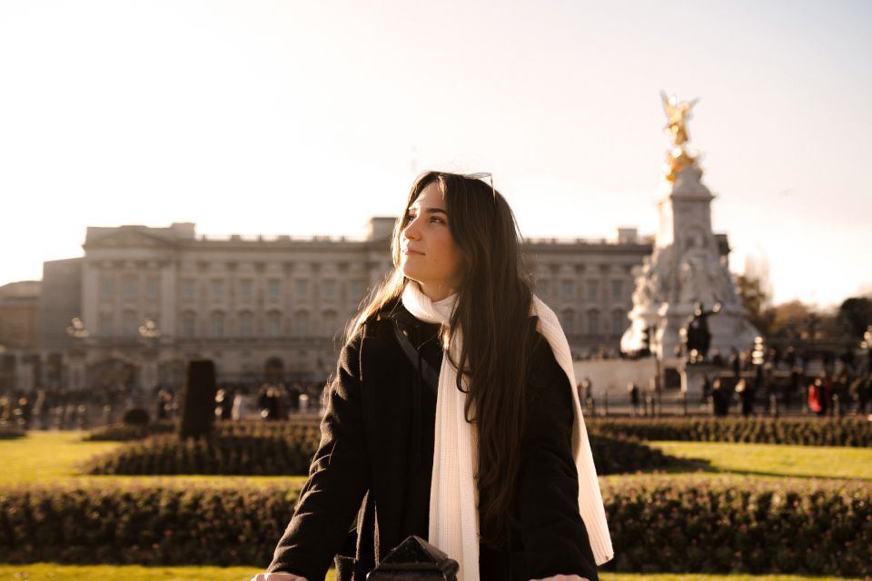 London: Professional Photoshoot Outside Buckingham Palace - Review Highlights