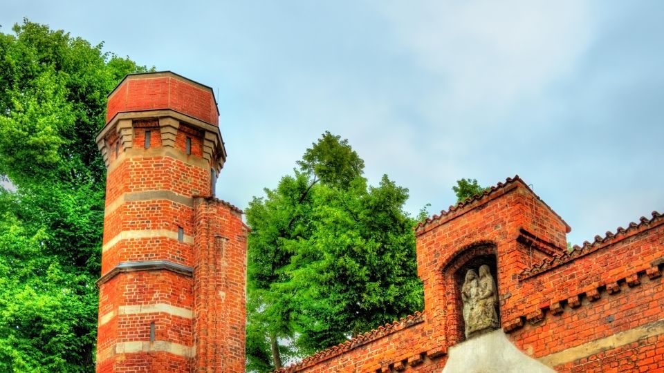 Lübeck: St. Anne's Museum With City Walking Tour Option - Exploring Historic Lübeck