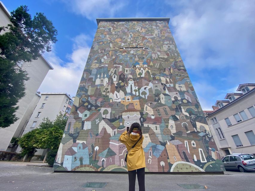 Lyon: Street Art Audio-Guided Walking Tour - Exploring Lyons Street Art