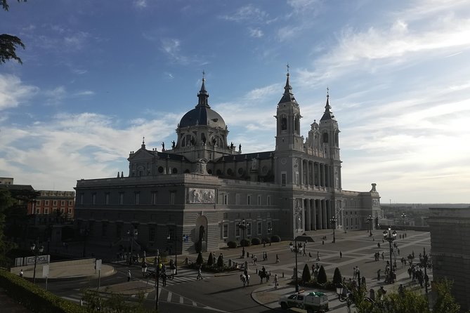 Madrid Old Town Walking Tour With Small Group - Booking and Cancellation