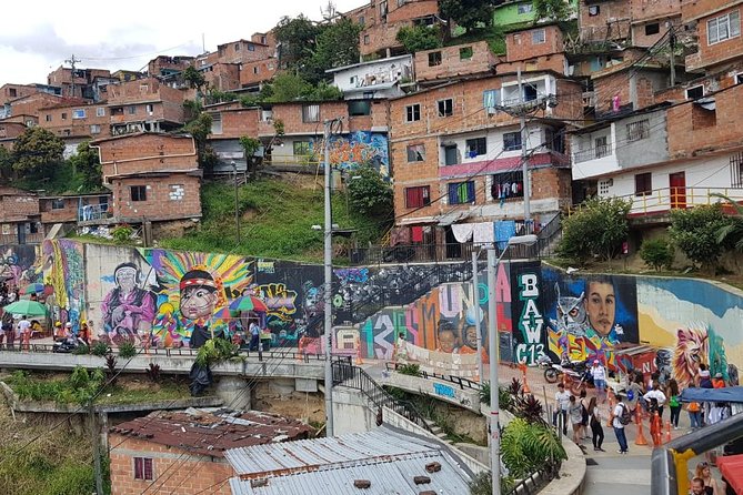 Medellín & Comuna 13 Private Tour - Meeting and Pickup Arrangements