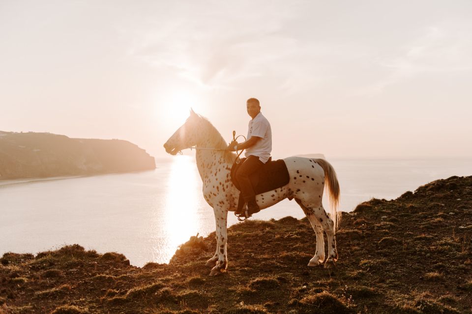 Megalochori: Horseback Riding Tour for Experienced Riders - Exploring Santorinis Landscape