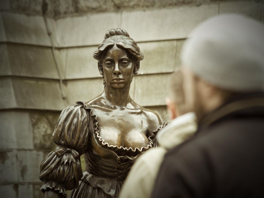 Mesmerizing Dublin - Walking Tour for Couples - Meeting Point and Directions