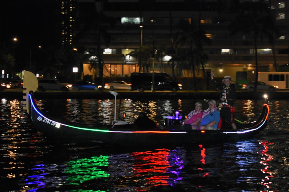 Military Families Love This Gondola Cruise in Waikiki Fun - Discounts and Cancellation Policy