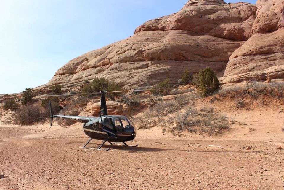 Moab: Canyon Country Sunset Helicopter Tour - Experienced Helicopter Pilot