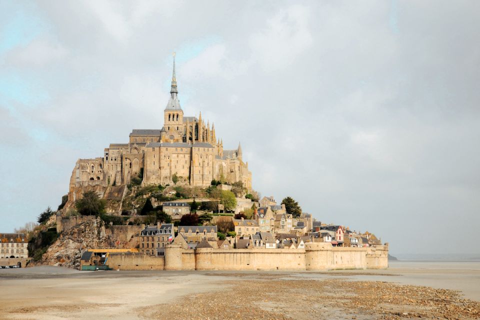 Mont Saint-Michel: Entry Ticket to Mont-Saint-Michel Abbey - Free Admission Eligibility