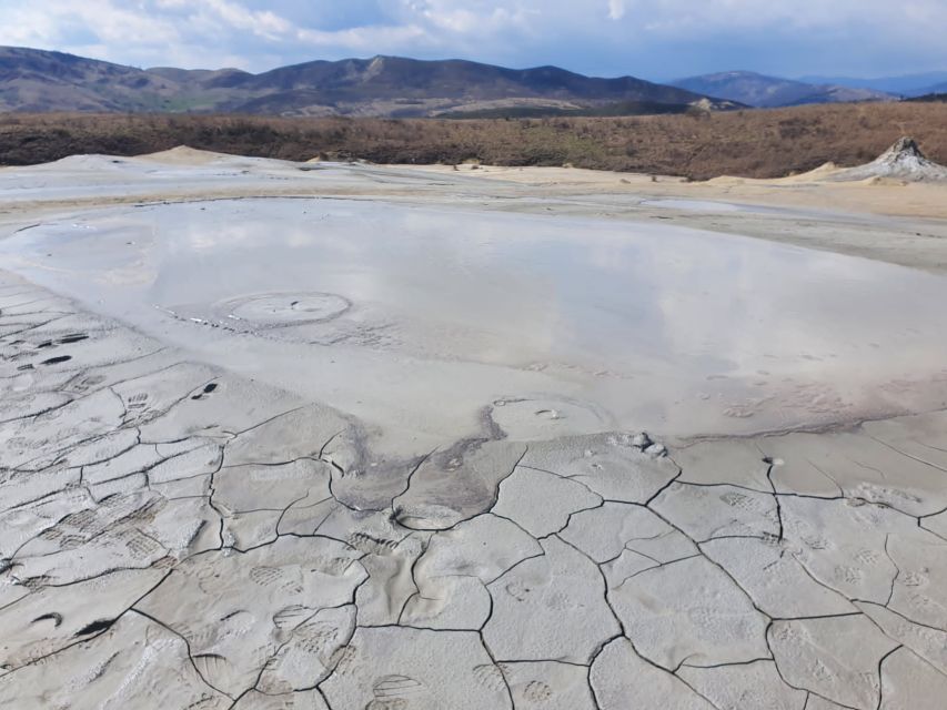 Muddy Volcanoes and Salt Mine Private Tour - Customer Reviews