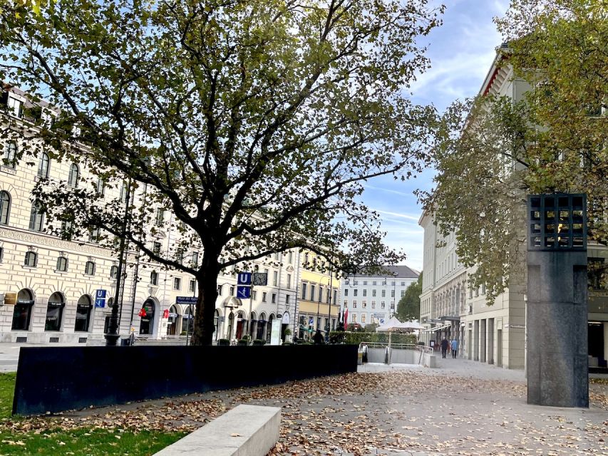 Munich: Private Half-Day Guided Walking Tour - Visit Schwabing District