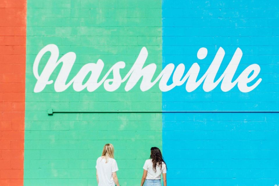 Nashville Rhythms: A Stroll Through Music and History - Nashvilles Country Music History