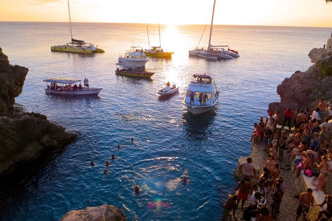 Negril Ricks Cafe Catamaran Montego Bay and Negril - Sunset and Cliff Jumping